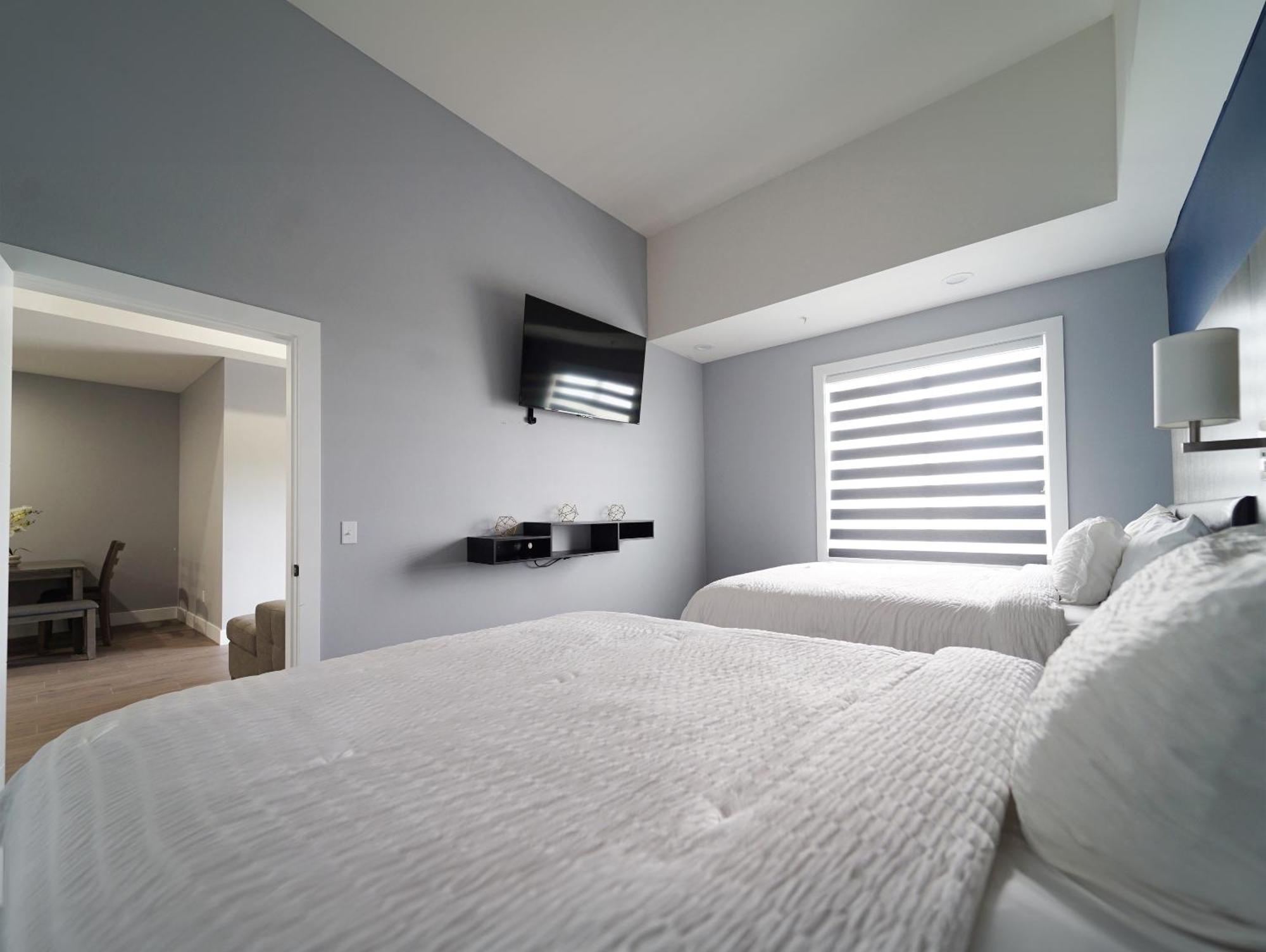 אושן שורס Bayvue Hotel, Resort & Suites מראה חיצוני תמונה