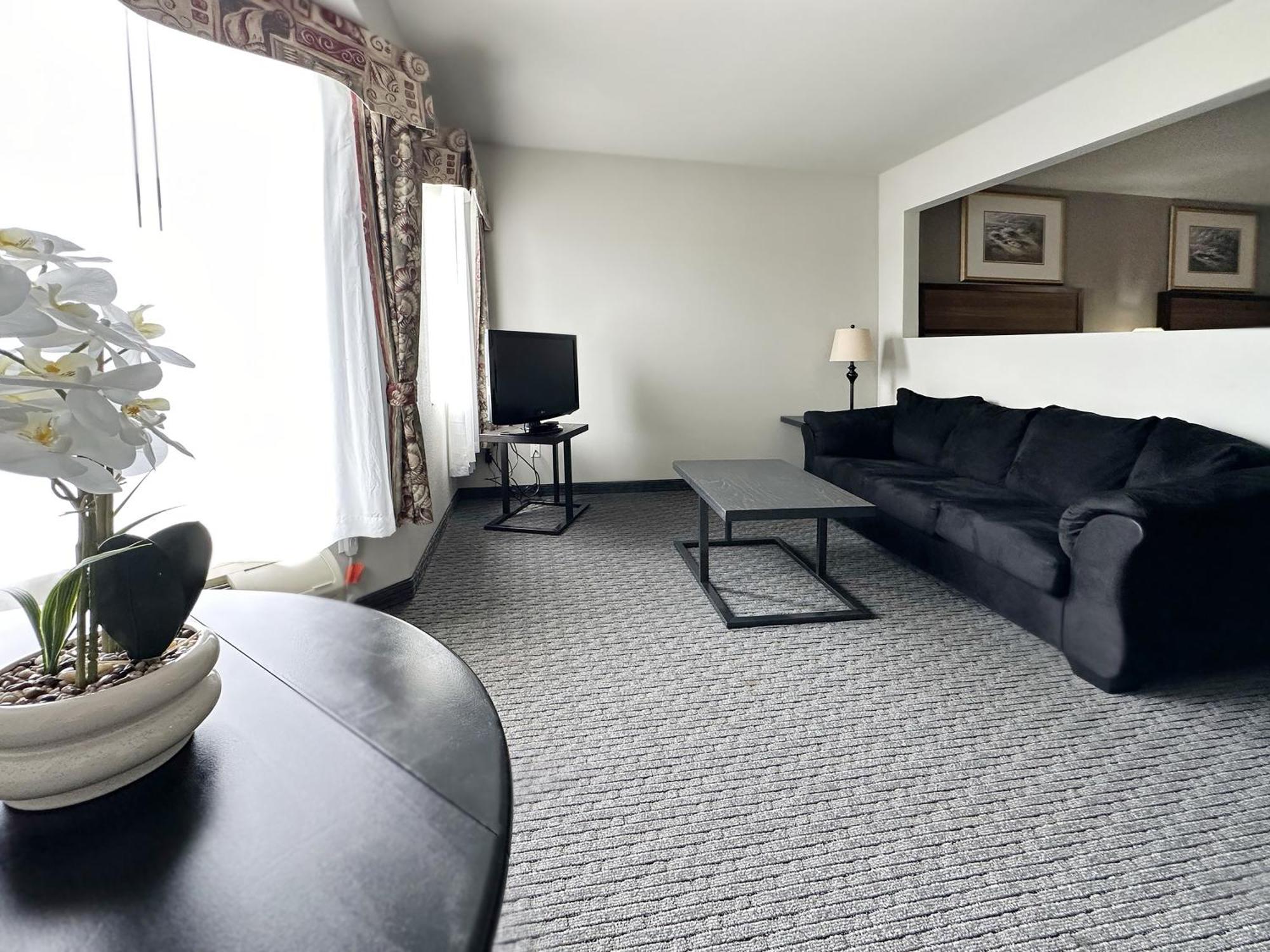 אושן שורס Bayvue Hotel, Resort & Suites מראה חיצוני תמונה